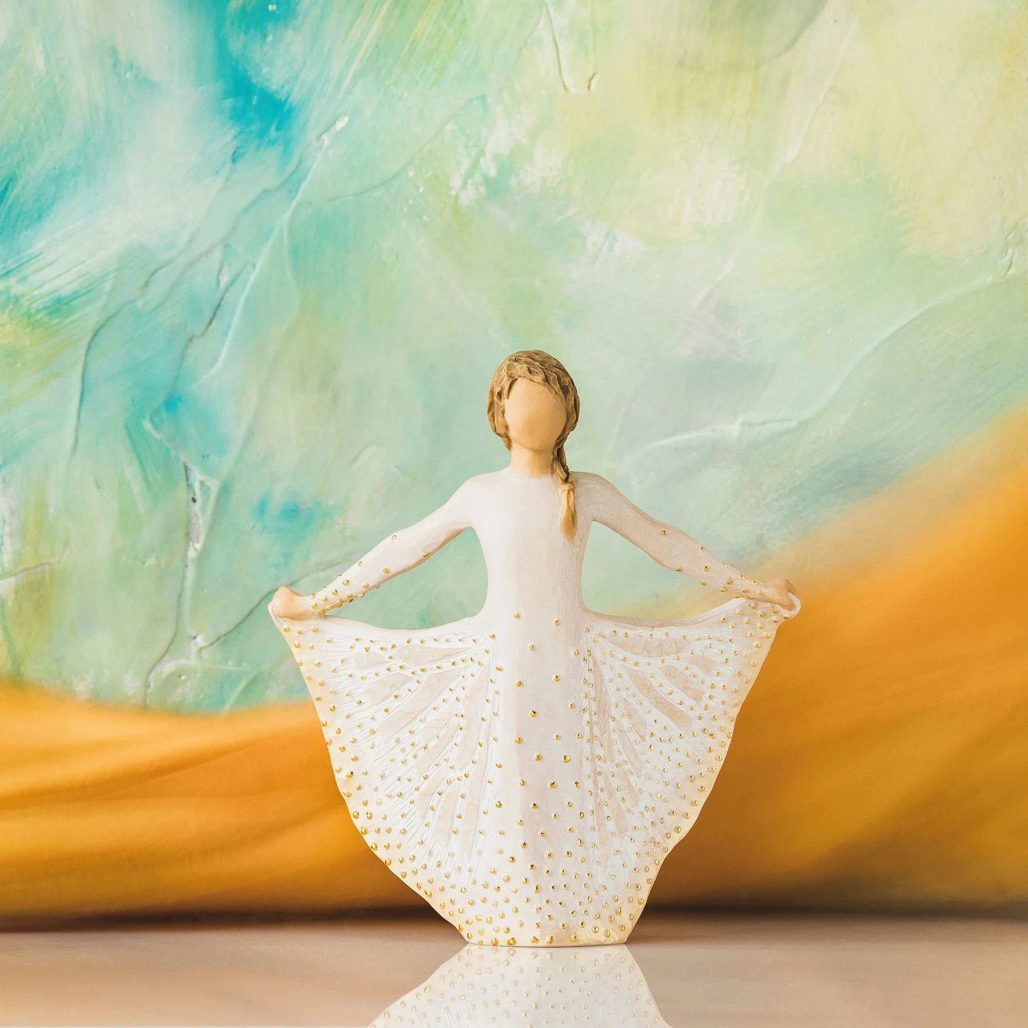 Figurine Papillon - Willow Tree - <i>Résilient, déterminé, courageux et beau... Vous avez les qualités pour transformer votre monde</i> – Image 2
