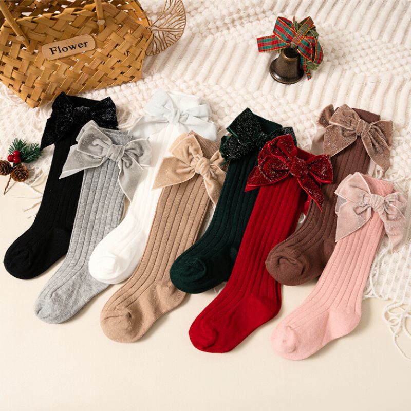 Chaussettes Hautes De Noël Avec Nœud Pailleté – Image 3